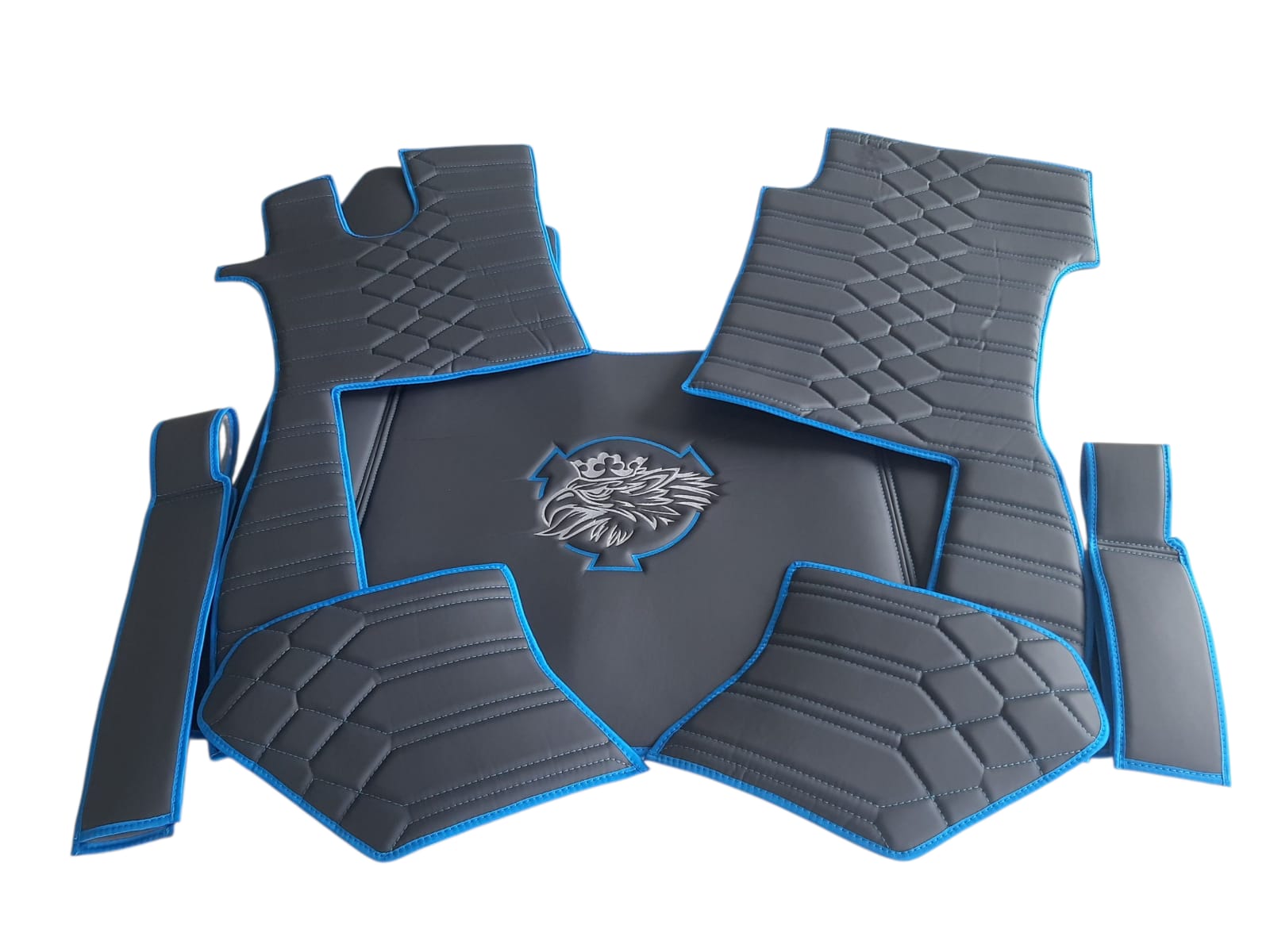 Set of quilted mats SCANIA R NEXTGENERATION FROM 2016 right non-pneumatic seat